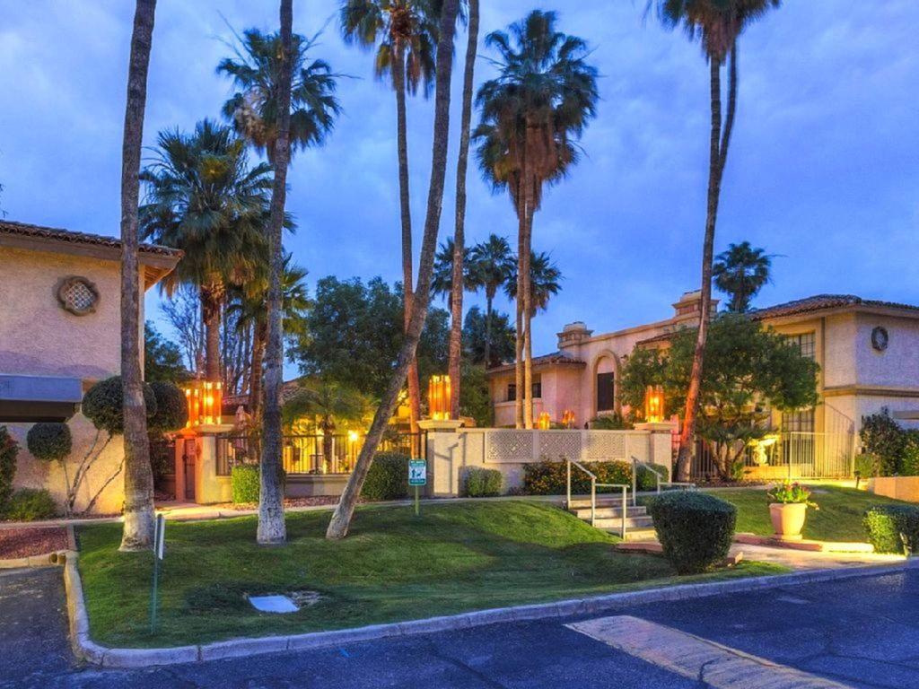 Private Resort Community -- ½ Mile Walk To Hiking & Biking At N. Mtn. Preserve! Phoenix Extérieur photo